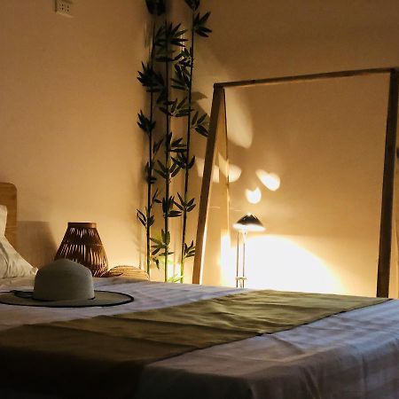 Hola Homestay Hanoi Exteriör bild