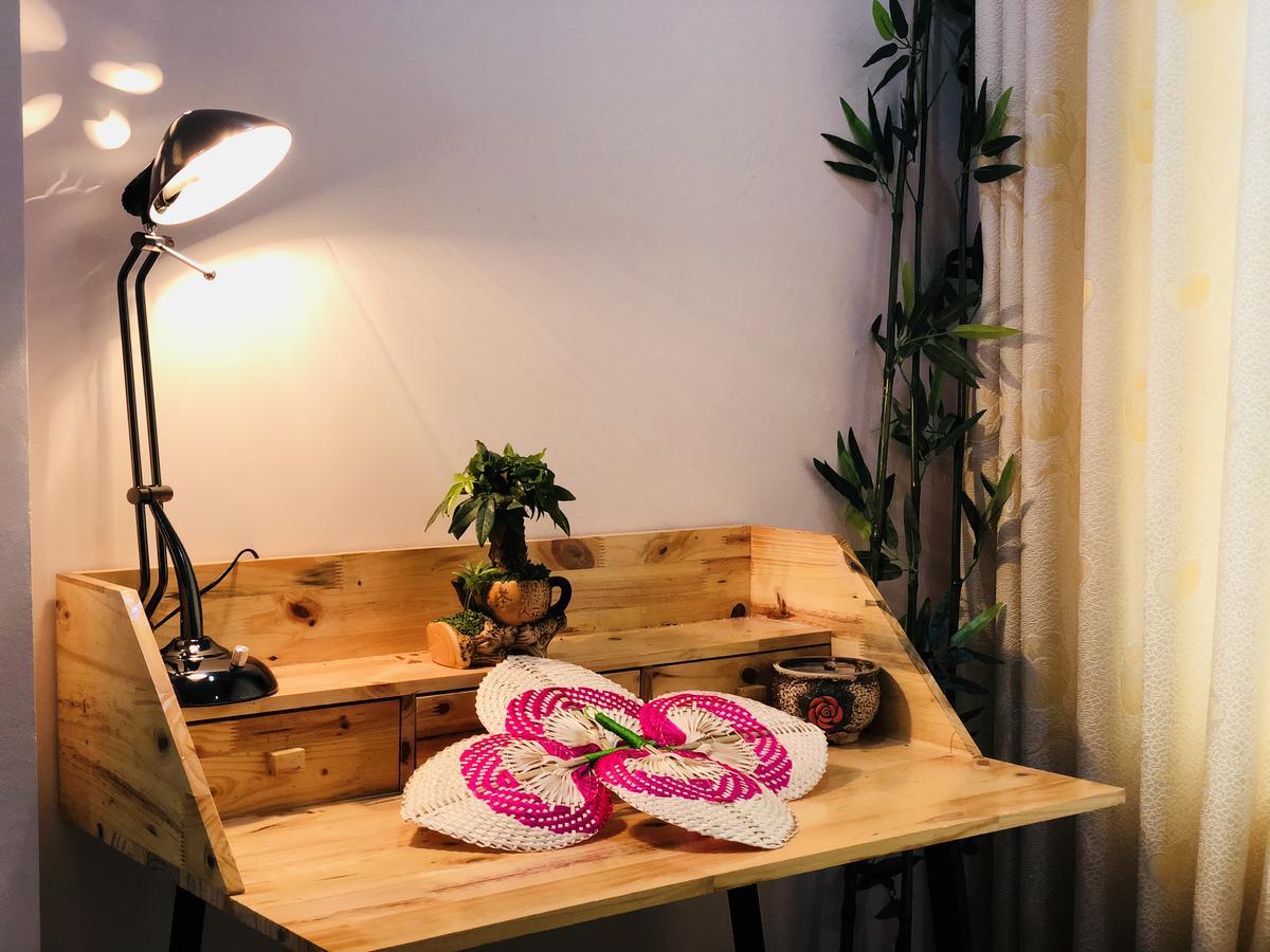 Hola Homestay Hanoi Exteriör bild
